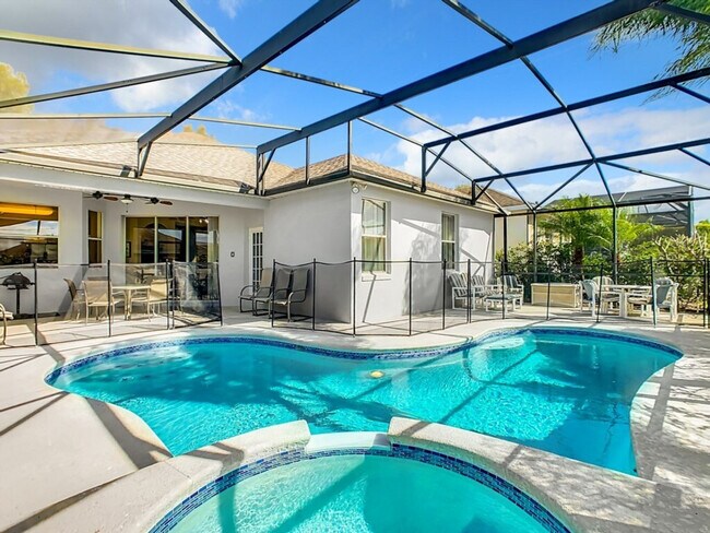 Building Photo - 846 Orista Dr