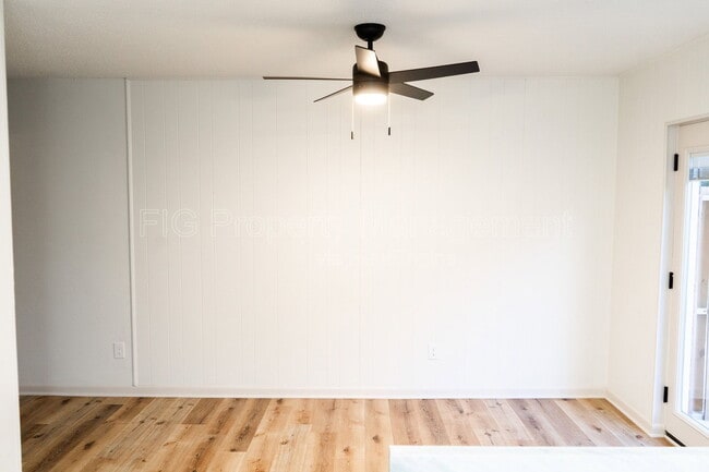 Building Photo - 3120 E Governor John Sevier Hwy