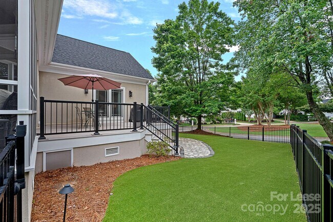 Building Photo - 17308 Players Ridge Dr
