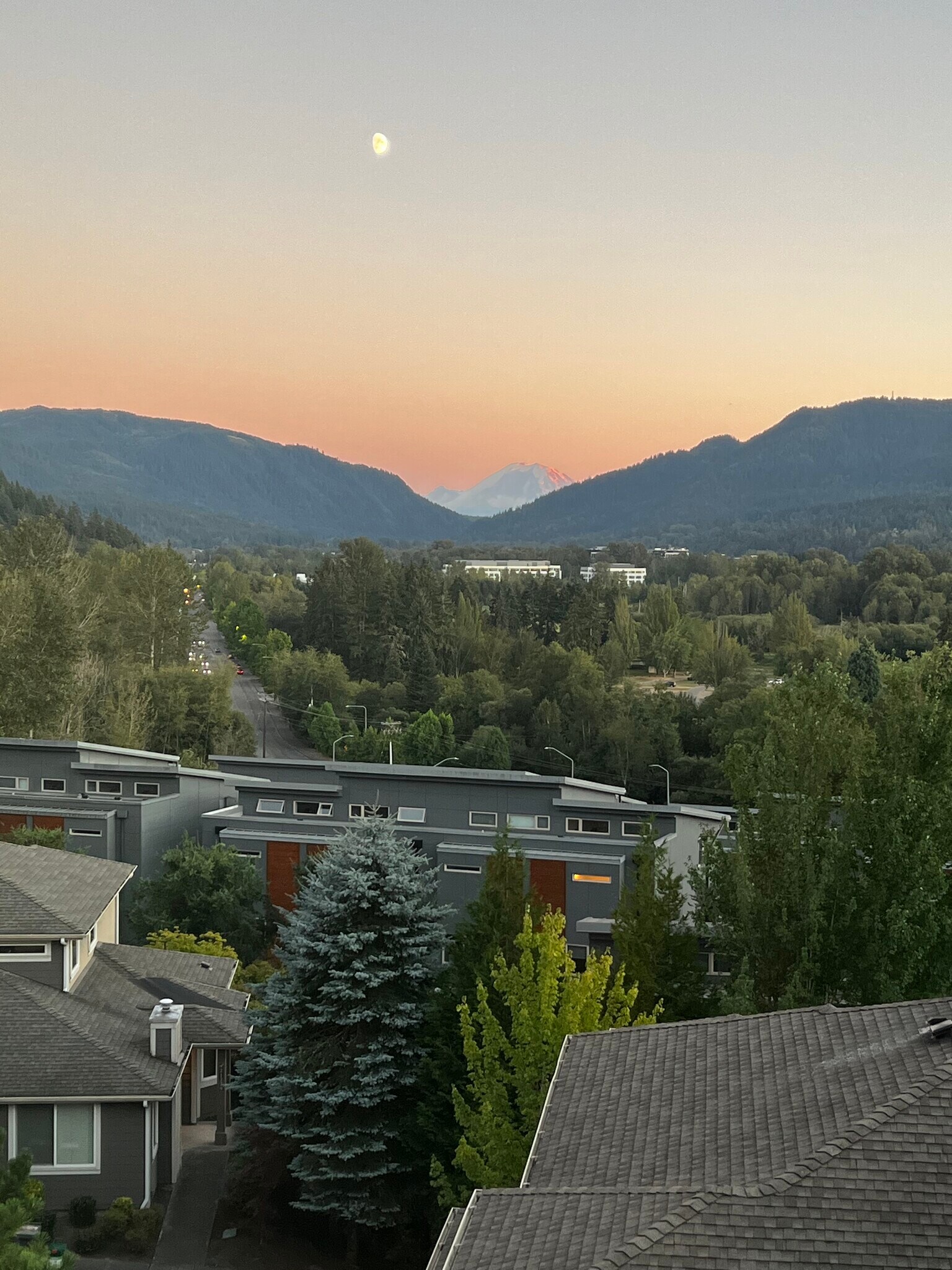 Building Photo - 21269 SE 42nd Pl