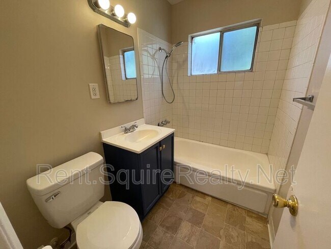 Building Photo - 414 N San Gabriel Ave