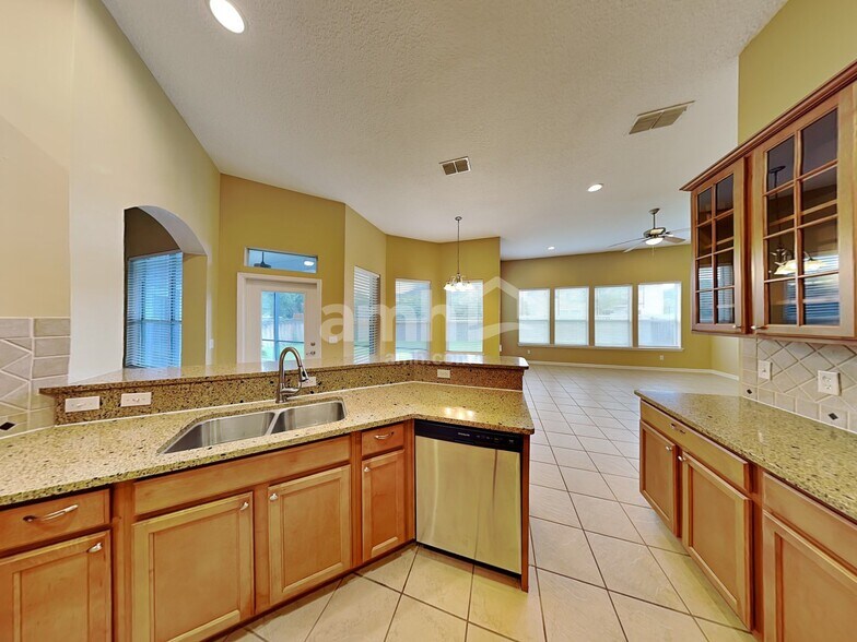 Building Photo - 921 Indian River Rd