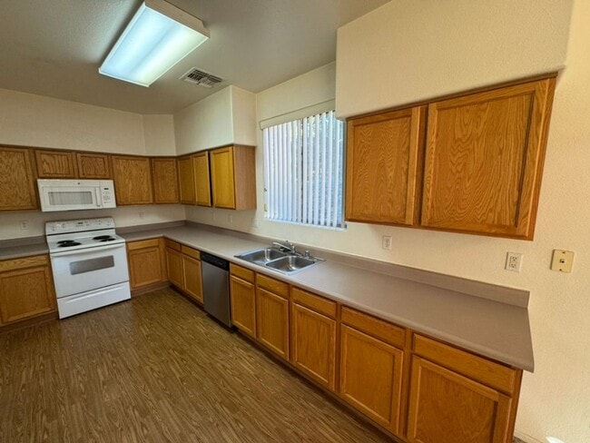 Building Photo - Willis Ranch Home in Chandler