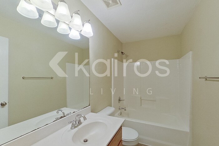Building Photo - 4209 Snowy Owl Dr