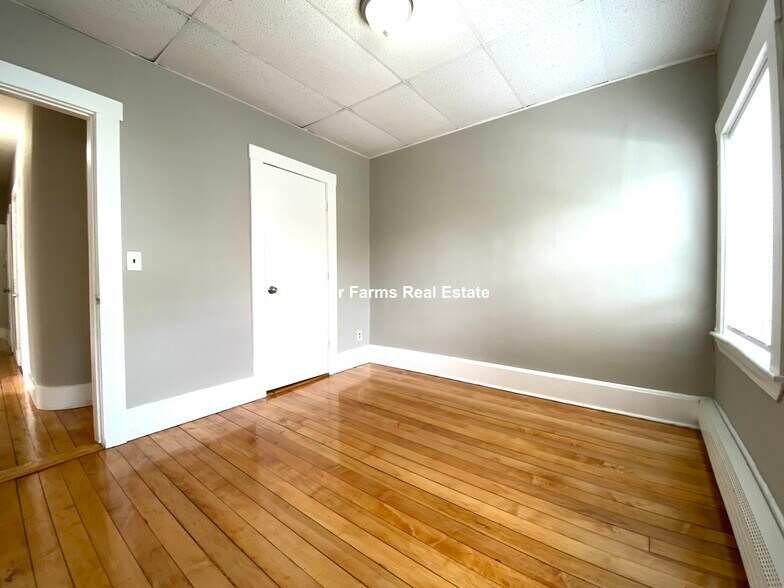 Building Photo - 270 Bowdoin St