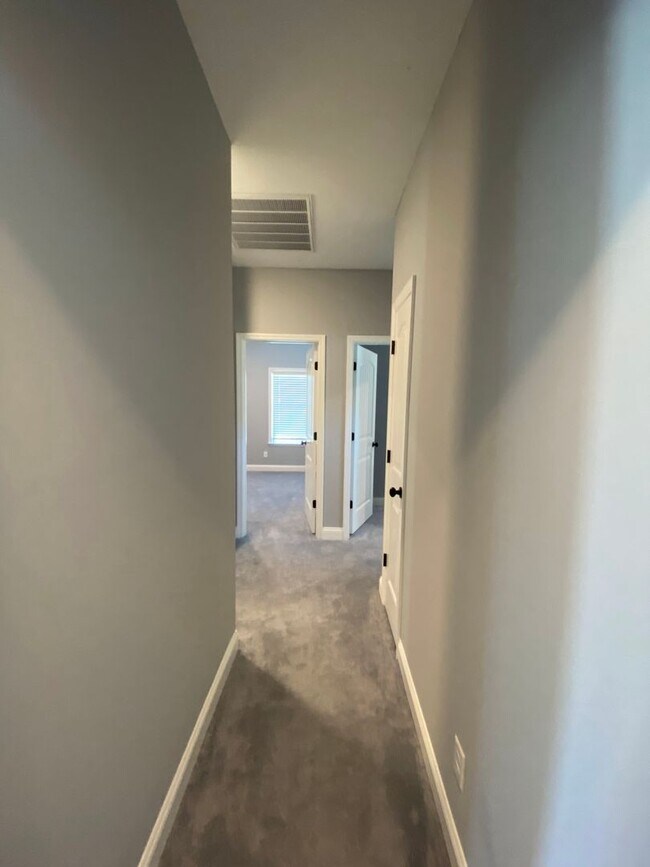 Building Photo - 70 Rachel Avenue