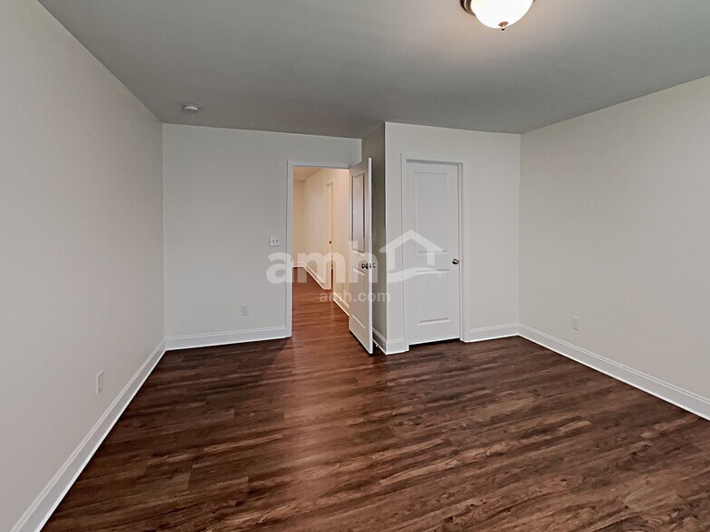 Building Photo - 688 Woodall Rd