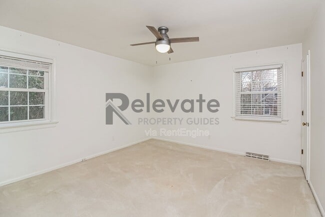 Building Photo - 7808 E Yardley Rd