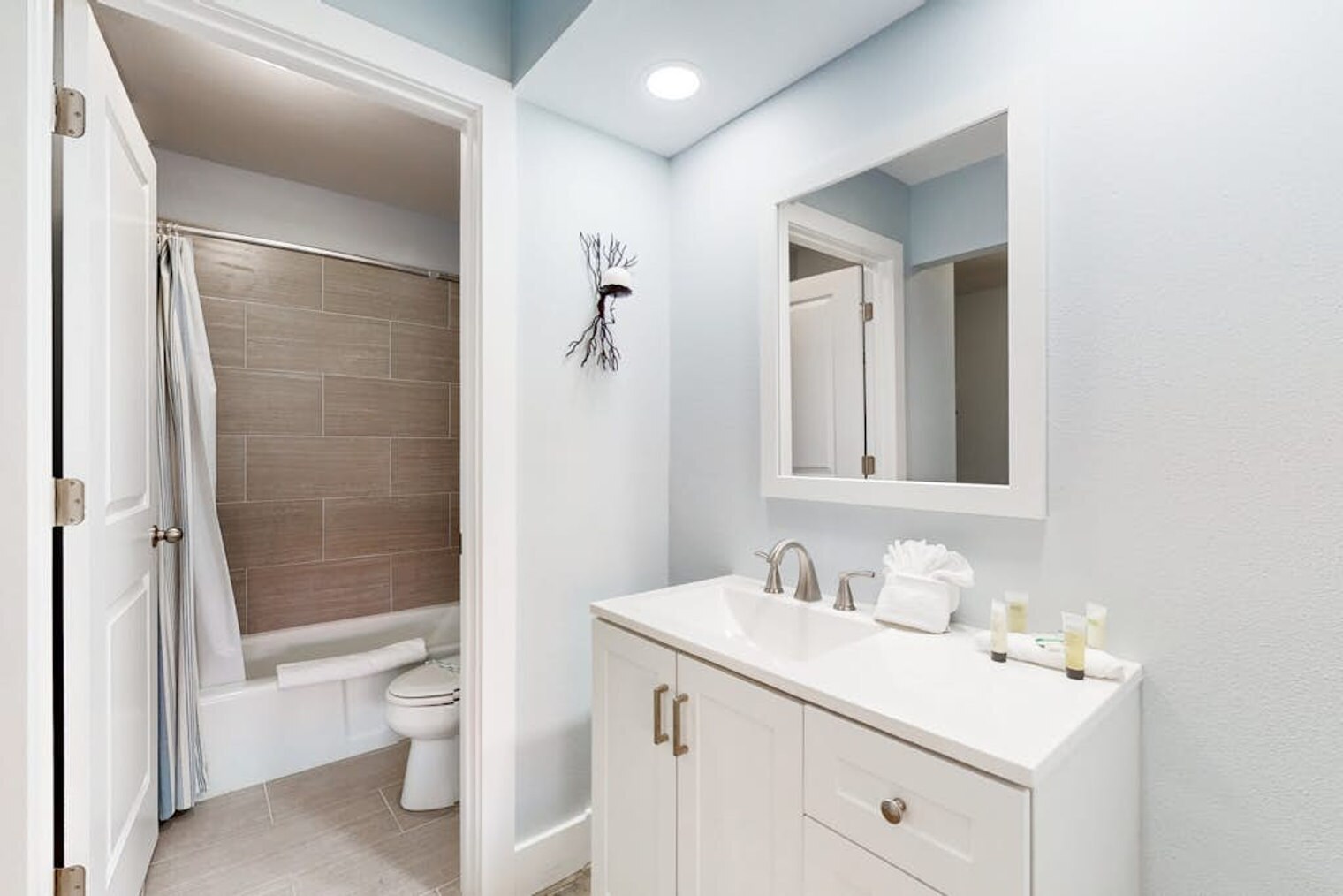 Building Photo - 3755 Pinecone Ct