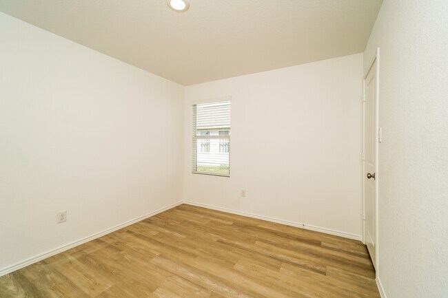 Building Photo - 435 Filibusters Trail