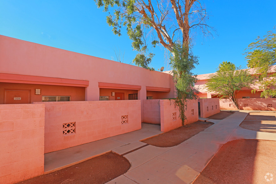 Building Photo - Sahuaro Apartments