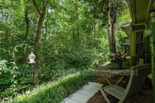 Building Photo - 112 Ashbrooke Dr