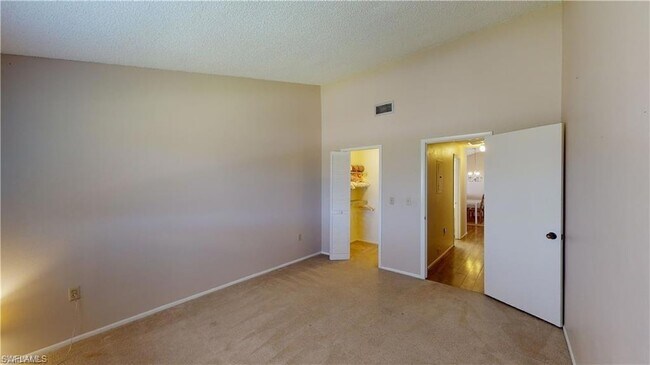 Building Photo - 6300 Sugar Bush Ln