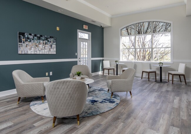 Building Photo - Stone Ridge Apartments - Unfurnished Room ...