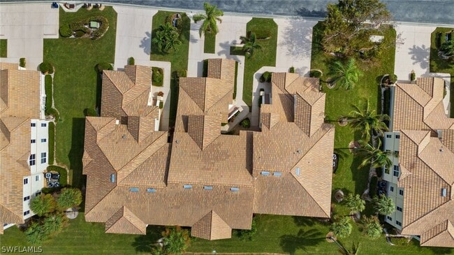 Building Photo - 9201 Bayberry Bend