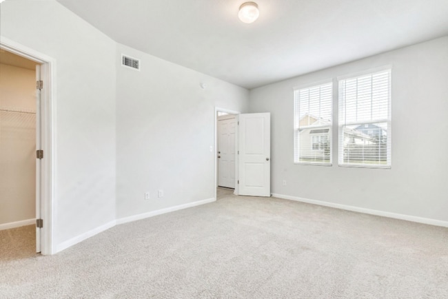 Building Photo - 1628 Arbor Knot Dr