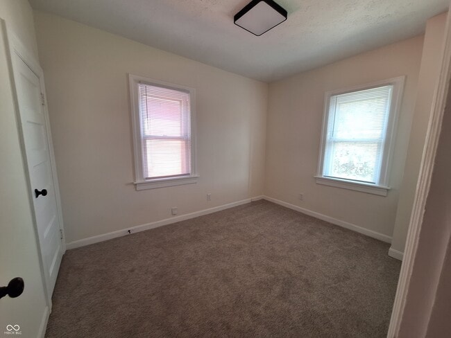 Building Photo - 1430 E Ohio St