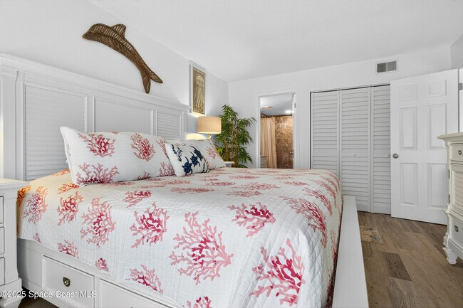 Building Photo - 383 N Atlantic Ave