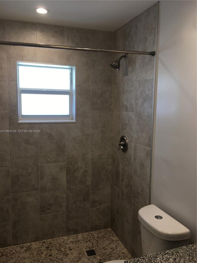 Building Photo - 5782 SW 61st St