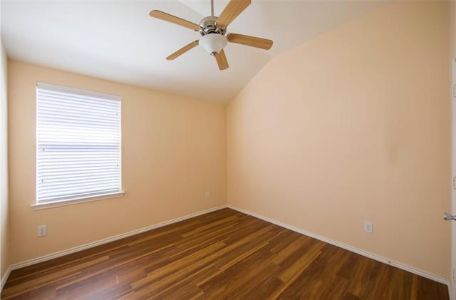 Building Photo - 1824 Heron Dr