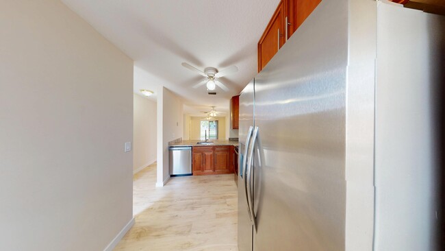 Building Photo - 105 Pheasant Run Blvd