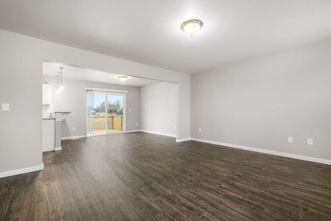 Building Photo - 1638 Garfield