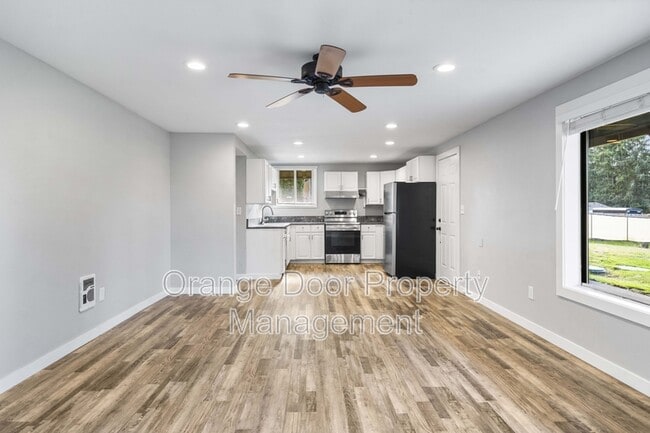 Building Photo - 24305 102nd Ave Ct E