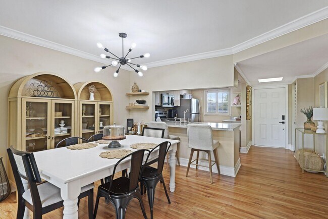 Building Photo - 2700 Fiore Way