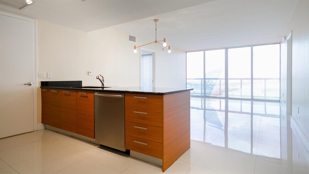 Building Photo - 50 Biscayne Blvd