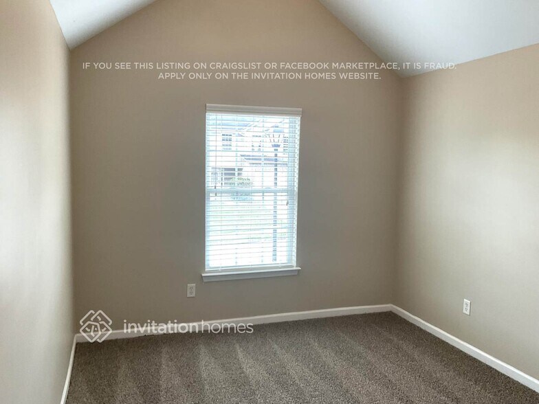Building Photo - 7187 Laurel Creek Dr