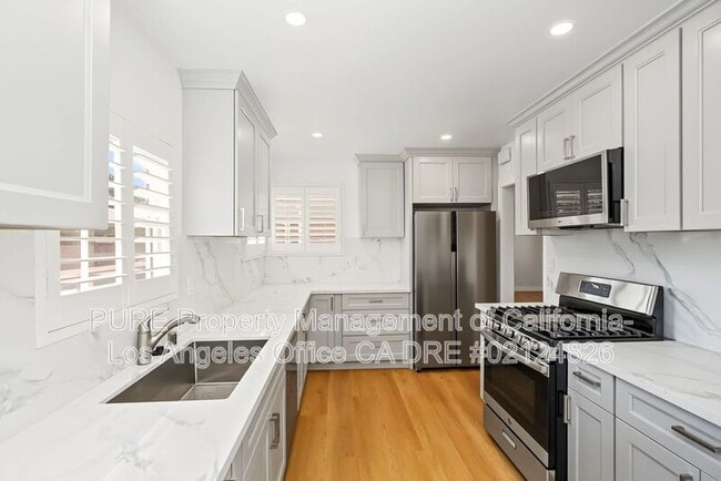Building Photo - 12920 Ardath Ave