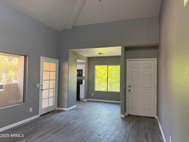 Building Photo - 7008 E Gold Dust Ave