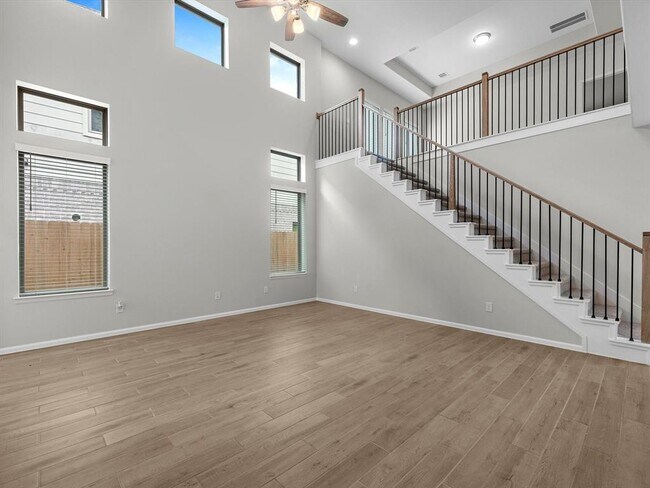 Building Photo - 10719 Starry Farm Wy