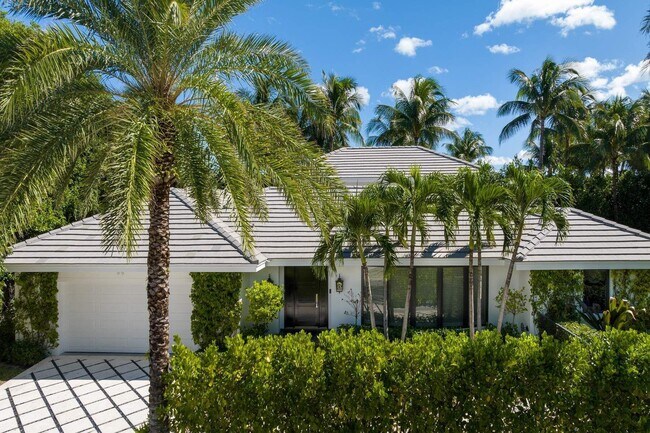 Building Photo - 1435 N Ocean Way