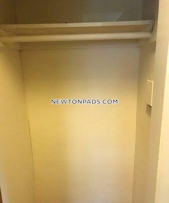 Building Photo - 276 Grove St