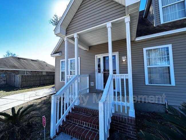 Building Photo - 7952 118th St