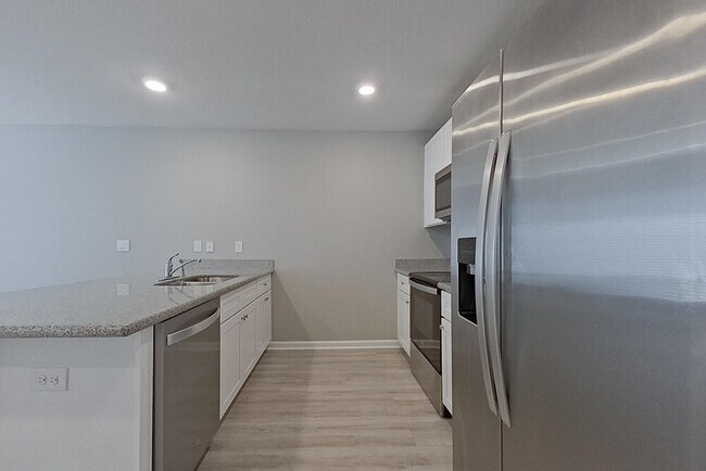 Building Photo - 4780 Malay Cir
