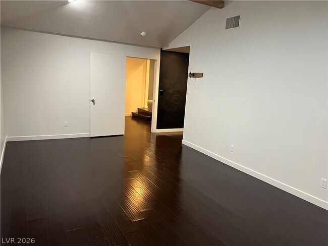 Building Photo - 811 E Oakey Blvd