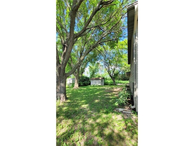 Building Photo - 512 Nelson Ct