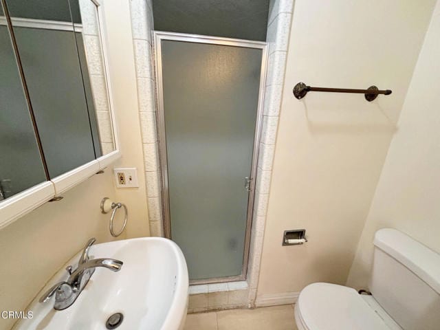 Building Photo - 210 W Woodruff Ave