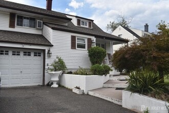 Building Photo - 193 McFarlane Rd