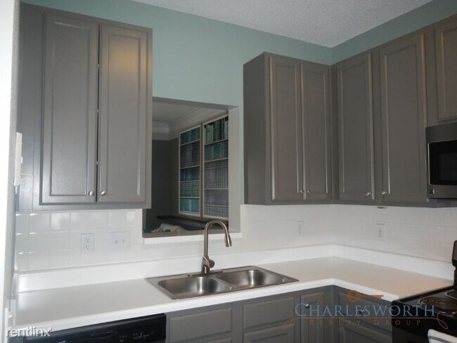 Building Photo - 2 br, 2 bath Townhome - Piedmont