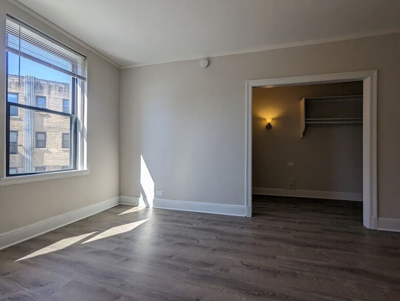 Building Photo - 2779 N Milwaukee Ave