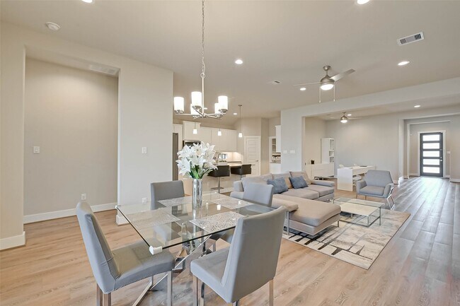 Building Photo - 3514 Matterhorn Dr