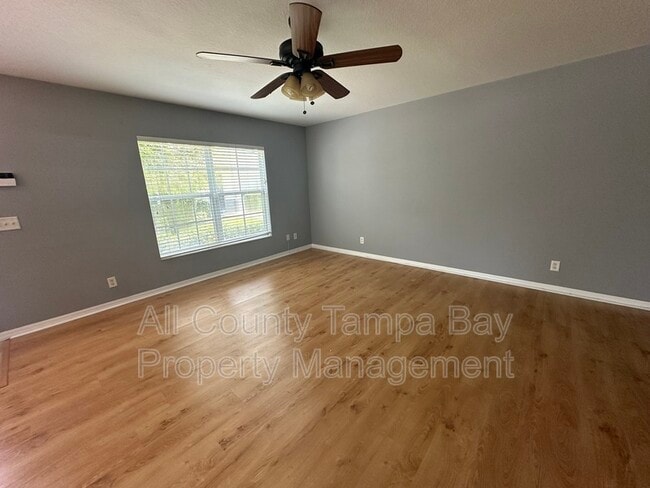 Building Photo - 9448 Charlesberg Dr