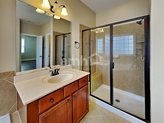 Building Photo - 518 Dawley Dr