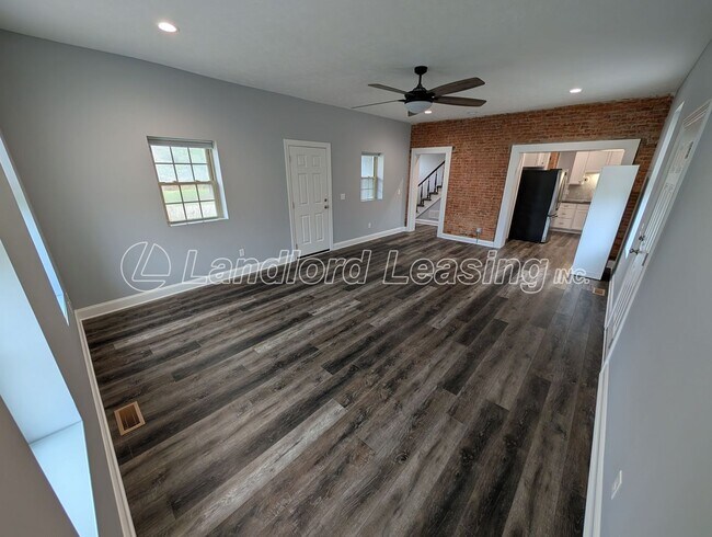 Building Photo - Fully Renovated Historic Home with First-Floor Primary Suite