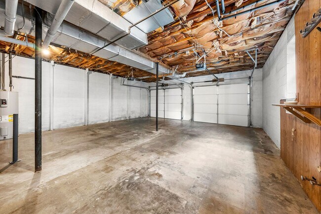 Building Photo - Pet Friendly Three Bedroom with Basement!