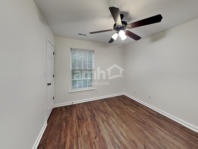 Building Photo - 1421 Juniper Hills Ln