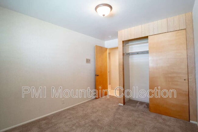 Building Photo - 536 S 100 W